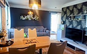 Xenos Apartment